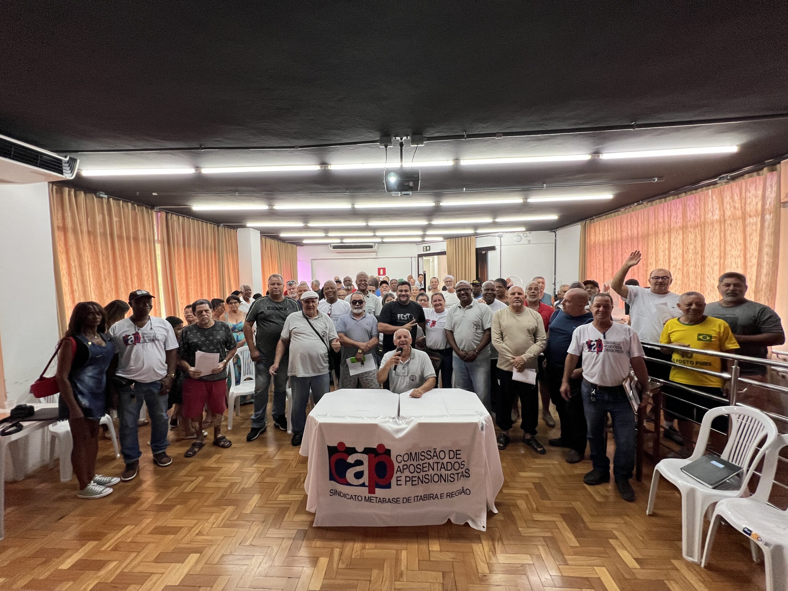 No momento você está vendo Aposentados e pensionistas da Valia recebem superávit inédito após 13 anos de luta