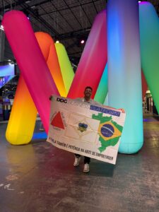 Leia mais sobre o artigo Itabirano Lukinha DDG apresenta pitch em Paris durante maior evento de inovação da Europa