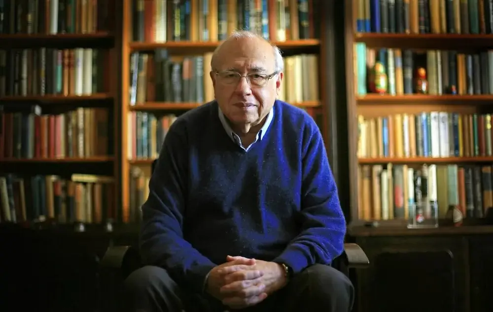 Leia mais sobre o artigo Luis Fernando Verissimo, mestre do humor, segue internado em estado grave