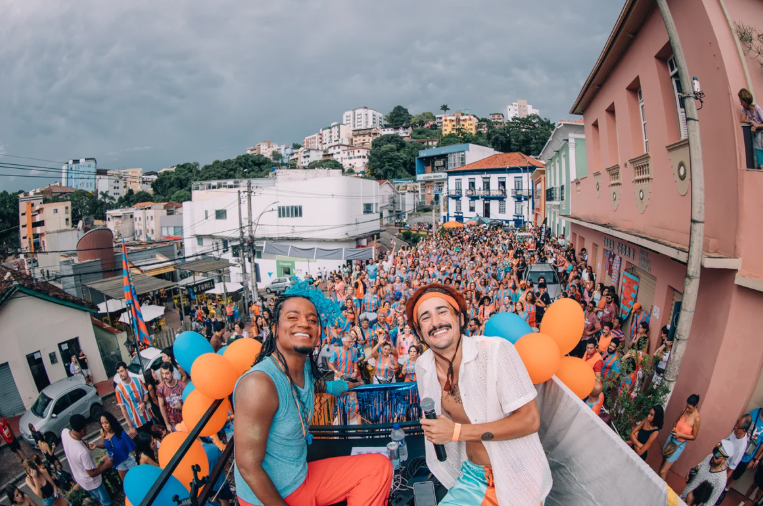No momento, você está visualizando Bloco Altamente abre vagas para novos ritmistas e inicia preparação para o Carnaval de 2027