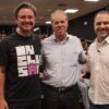 Carlin Filho e Bernardo Rosa acompanham jovens de Itabira na etapa regional do Parlamento Jovem